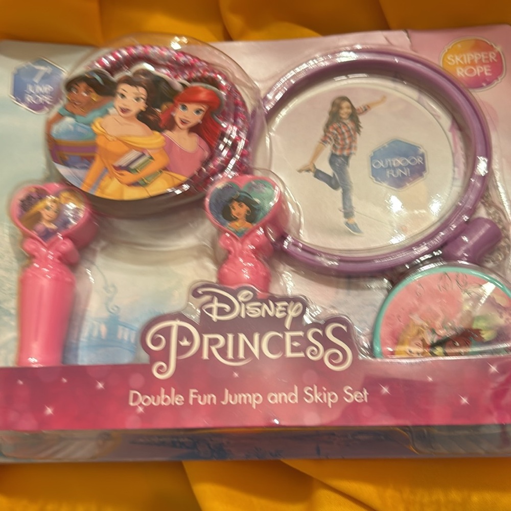 Disney Princess Jump Rope and Accessory Set - Picture 4 of 4